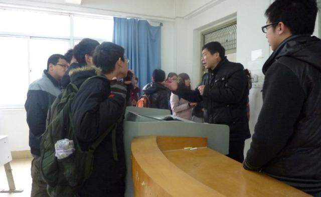 太阳集团城官网1407召开学分分析及后期学习动员会-02