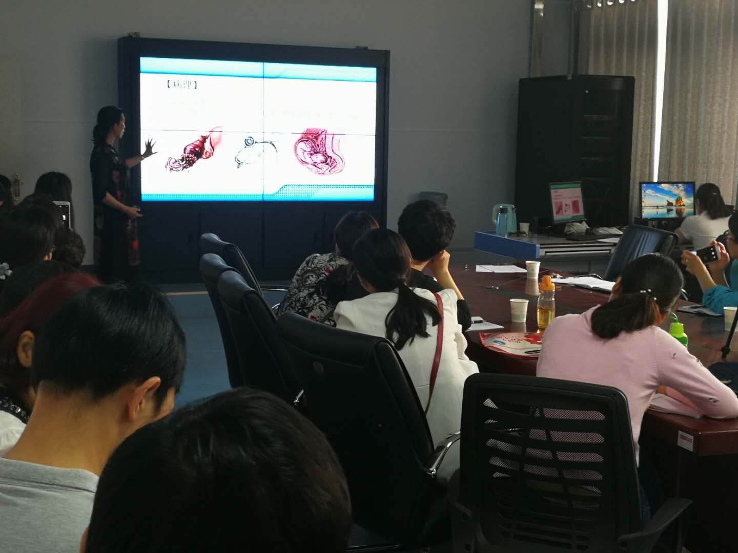 5b17b4605d39e.jpg 5b17b4605d39e.jpg