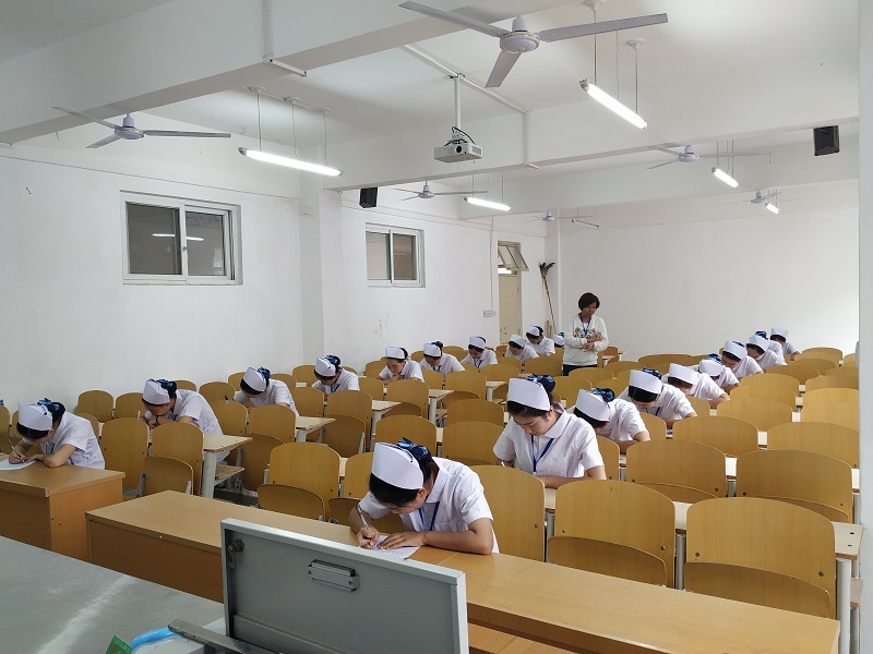 5bd80ea364389.jpg 5bd80ea364389.jpg